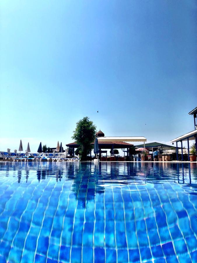 Family Resort Hotel Selimpasa Exterior photo