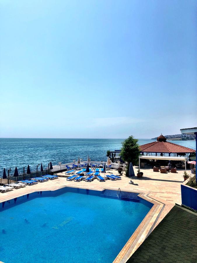 Family Resort Hotel Selimpasa Exterior photo